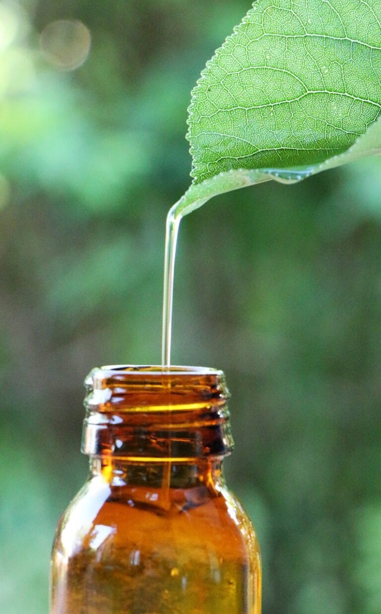 Ilustracja wpisu: 🌿Aromaterapia jako wsparcie psychiczne: uspokajające olejki eteryczne pomocne w lęku i depresji